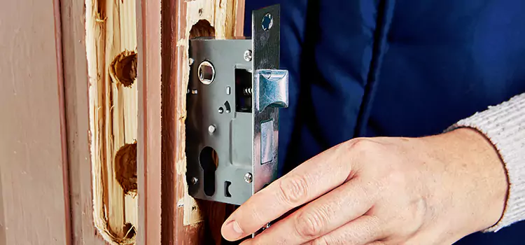 Garage Door Lock Replacement Ashtabula